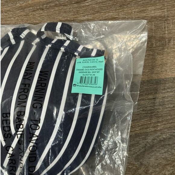 NWT! Sea Level Charmarel Cross Front Moulded Underwire Bikini Top - Size 8 - Picture 12 of 12